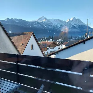 Braeustueberl - Zugspitze Apartment